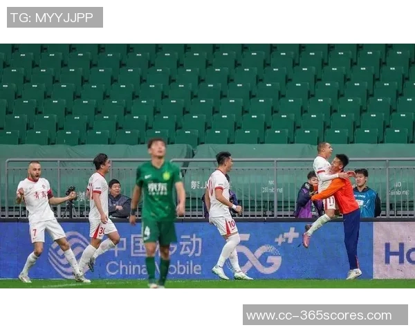 张晓彬呼吁国安球迷与球员相互理解共度换帅挑战时刻