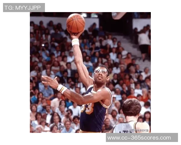 特纳评选历史五大中锋:奥尼尔大梦邓肯贾巴尔魔兽的传奇对决与影响