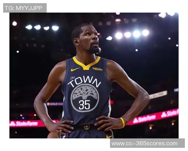 马威赞狄龙背身单打技艺非凡展现个人实力与篮球魅力