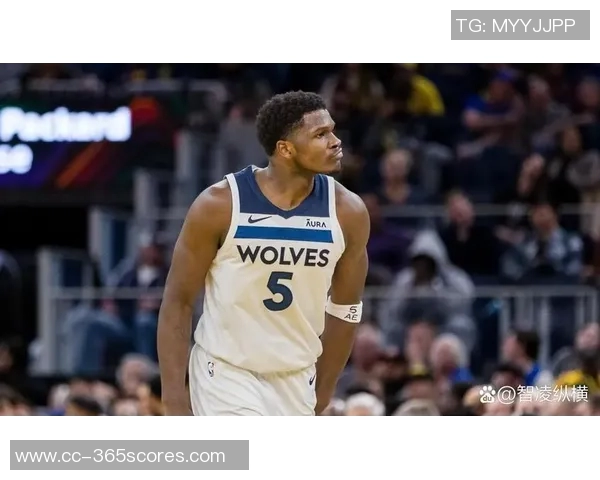 森林狼官方宣布爱德华兹因右脚酸痛明日对国王比赛出战存疑
